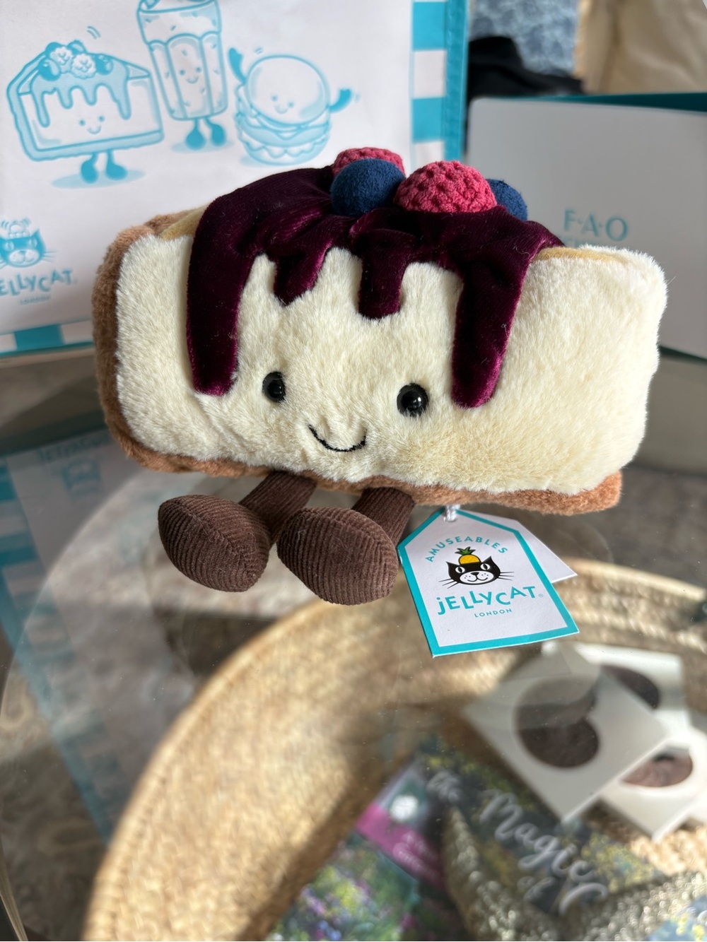 Jellycat DINER F•A•O SCHWARZ Crember Cheesecake
